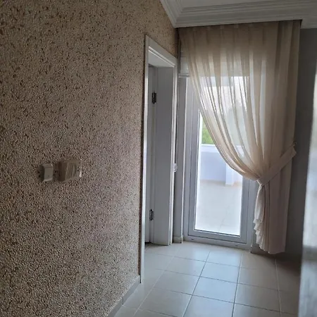 Full Luxury With Jakuzi And Swimming Pool *